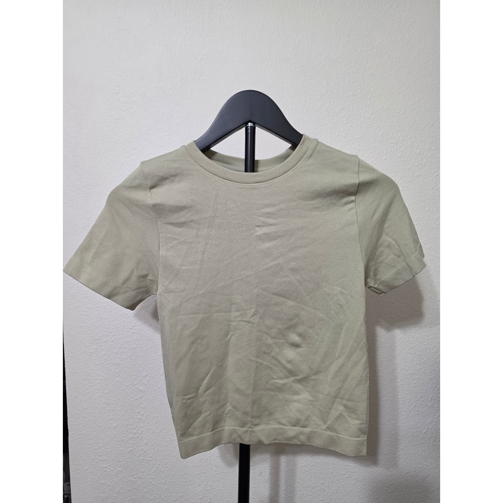 A New Day Womens Seamless Short Sleeve Baby Tee Sage Green Small NWT